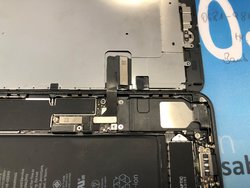iphone 2.jpg