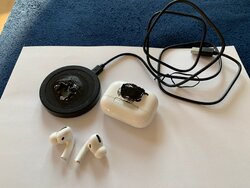Airpod.jpeg Airpod.jpeg
