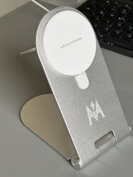 KKM_MagSafe_Ständer_01.jpg