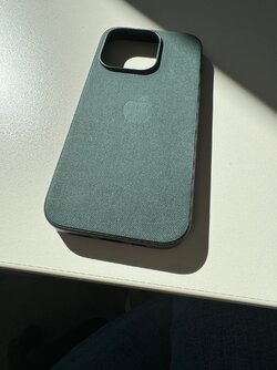 FineWofenCase_Green.jpg