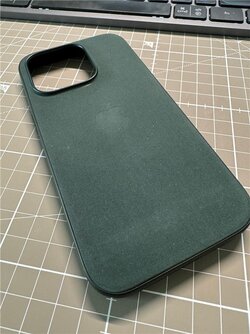 Apple_FineWoven_Grün_01.jpg