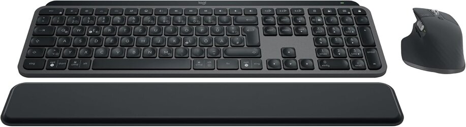 Logitech 01.jpg Logitech 01.jpg