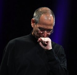 Steve_Jobs_nachdenklich.jpg