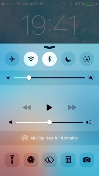 iOS 9.3 Beta 2 mit Kontrollcenter-Button für Nachtmodus.