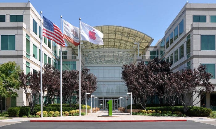 AppleHQ-700x420.jpg