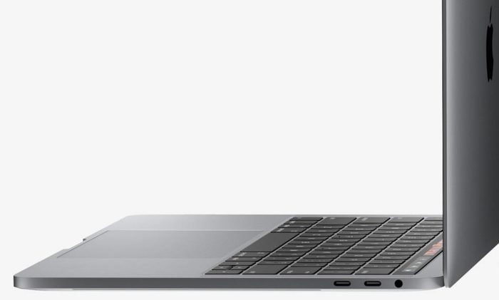 MBP16Klinke-700x421.jpg