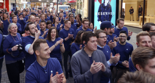 Apple-Store-Koeln-Eroeffnung-Many-500x269.png