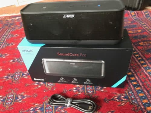 Beeindruckende Größe und Gewischt. Der Anker SoundCore Pro.