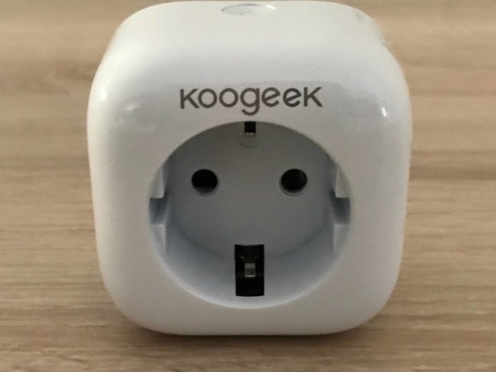 KooGeek-Smart-Socket_007-700x525.jpg