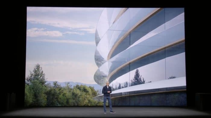 Apple-Keynote-201709-Apple-Park-700x394.jpg