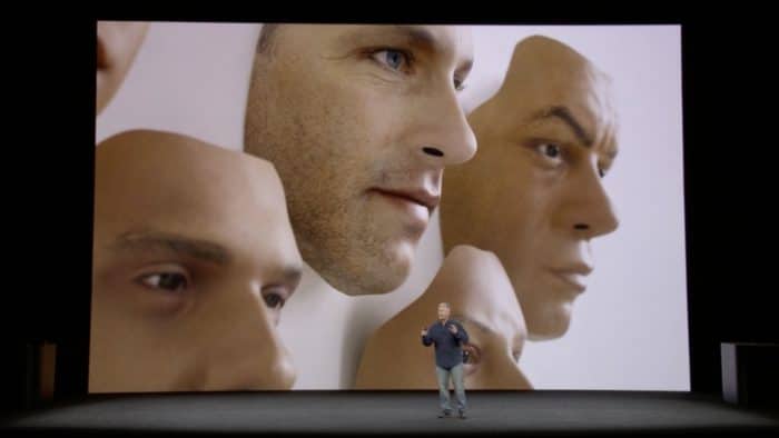 Apple-Keynote-201709-iPhone-8-FaceID-700x394.jpg