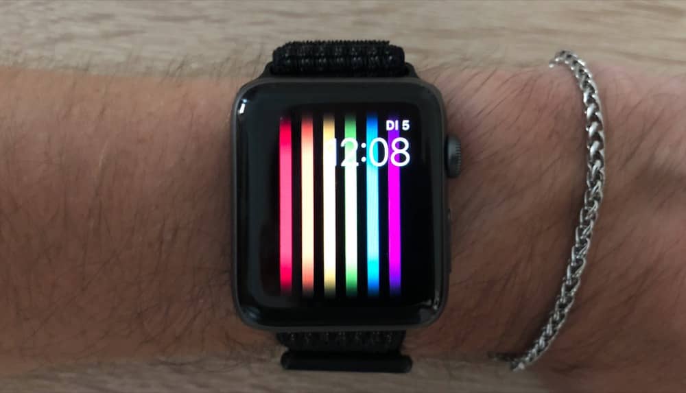 Pride Watchface vorab aktivieren