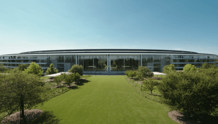 One-More-Thing-Keynote-2020-Apple-Park-Steve-Jobs-Theater-6-700x400.png