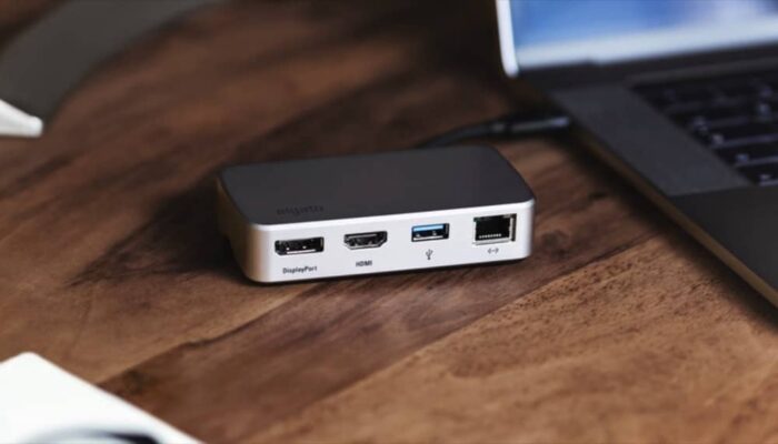 Thunderbolt-3-Mini-Dock-700x400.jpg