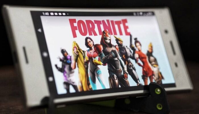 Fortnite-Smartphone-Android-700x400.jpg