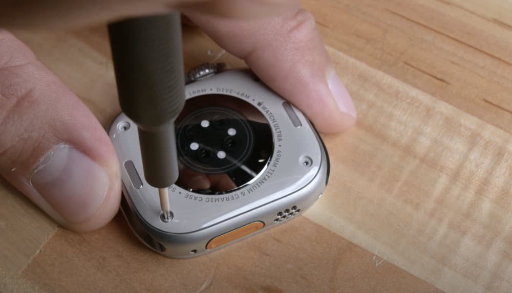 Apple Watch Ultra Teardown