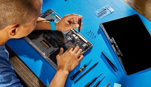 Self Service-Reparatur startet in Deutschland