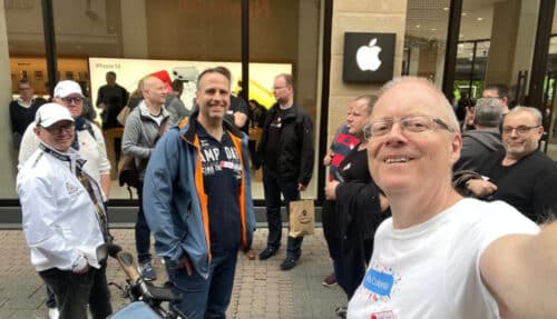 Klasse Halt und Klassenerhalt – Apple-Store-Tour in Köln