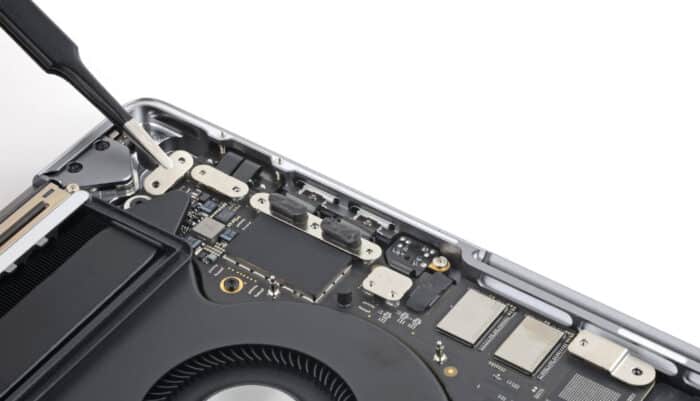 MacBookProRepairHero-700x401.jpg