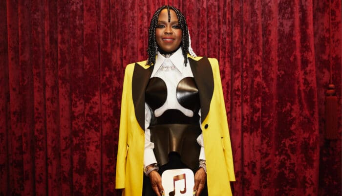 AppleMusicLaurynHillHero-700x401.jpg