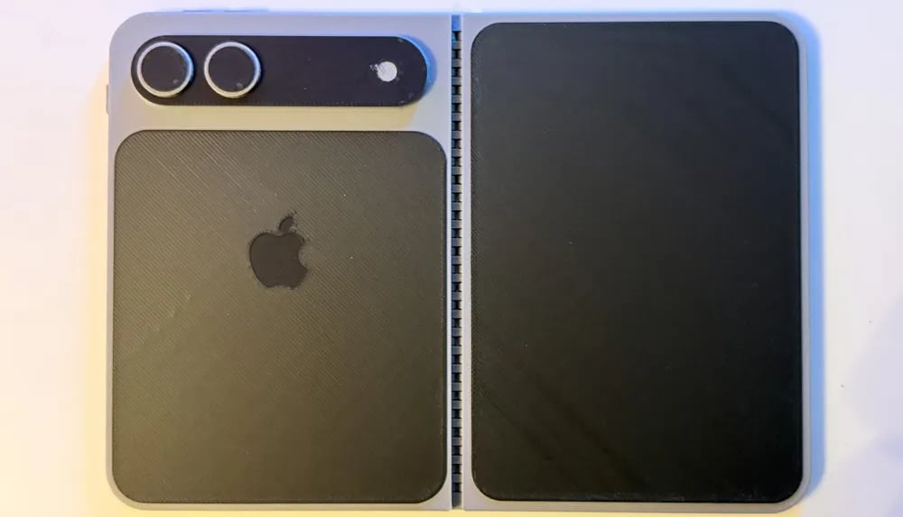 iPhoneFoldDummyHero.jpg