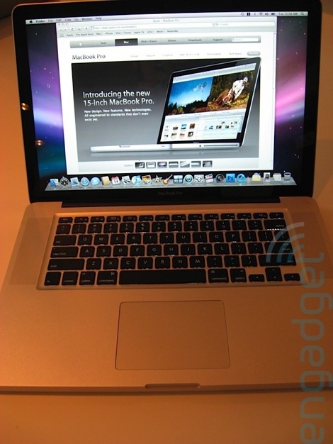 macbookpronew_2.jpg